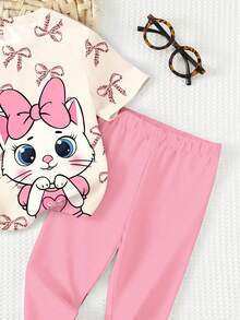 SHEIN Bộ áo thun tay ngắn cổ tròn dáng rộng màu trắng kem và hồng kem, in hình mèo dễ thương, kèm quần legging cho bé gái, kiểu dáng tối giản, mềm mại, thoải mái, thích hợp mặc hàng ngày vào mùa xuân/hè, phong cách đường phố, đi chơi, ở nhà, đi nghỉ mát. - Nhiều màu - Xem 7