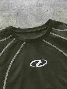 AXEPEAK 男士撞色滚边印花休闲圆领长袖T恤 - 軍綠色 - 查看 3