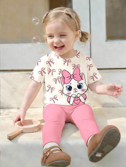 SHEIN Cream White & Cream Pink, Cute Cat Animal Print, Baby Girl Casual Minimalist Soft Comfortable Round Neck Loose Short Sleeve T-Shirt And Leggings Set, Suitable For Spring/Summer Daily Wear, Street Style, Outings, Home, Vacation
