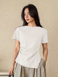 Dazy-Less 女士宽松休闲时尚 Polo 领“Old Money”T恤，适合春夏、情人节、办公室商务休闲场合穿着。 - 白色 - 查看 4