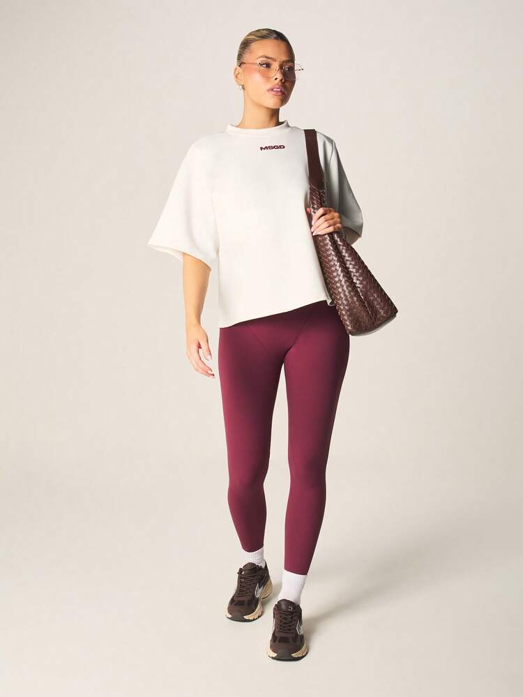 MISSGUIDED Oversized T-Shirt With Short Sleeves And Crew Neck Design For Casual Everyday Wear