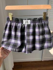 Comfortcana Quần short nữ dáng rộng, họa tiết kẻ caro, cạp chun co giãn, màu tím. - Màu tím - Xem 4