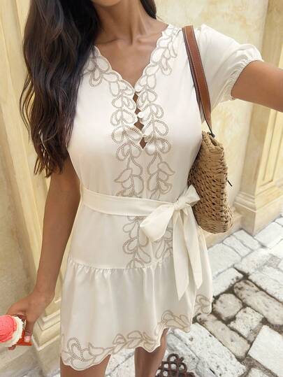 Serisse Women's Casual Vacation Style Plant Pattern V-Neck Petal Sleeve Tie Waist Short Dress