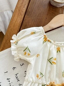 SHEIN Baby Girl Floral Print Petal Sleeve Bow Front Jumpsuit - Yellow - View 4