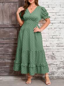 SHEIN Clasi Vestido casual de estilo vacacional con estampado de lunares, cuello en V, manga corta y volante en el bajo para tallas grandes - Verde - Ver 7