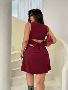Solflare Vestido casual feminino plus size vermelho vinho com costas abertas e amarração na cintura. - Borgonha - Ver 2