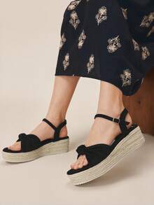 Sandalias de plataforma y cuña casual de unicolor tejidas para mujer de Styleloop, con decoración de lazo de ante, estilo bohemio de vacaciones, estilo vintage francés de lona de plataforma, sandalias de tobillo de estilo occidental, ropa de festival de música, zapatos de primavera y verano para vacaciones de primavera y Pascua - Negro 3 - Ver 3