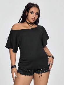 ROMWE Grunge Punk Summer Music Festival Sexy Asymmetric Neck Asymmetrical Ripped Design Loose T-Shirt For Plus Size Women, Reversible - Black - View 2