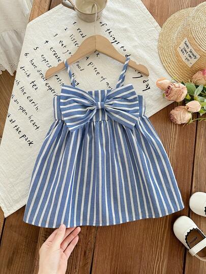 SHEIN 女宝宝度假休闲可爱蓝白条纹蝴蝶结吊带连衣裙
