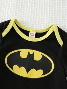 BATMAN X Cozy Pixies 2pcs Baby Boy Bat Pattern Knitted Soft Round Neck Short Sleeve Romper & Hat Set - Black - View 4