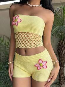 Aloruh 女士新款黄色针织抹胸上衣、钩针兰花网眼露脐上衣和超低腰棕色撞色针织蝴蝶兰花短裤，两件套针织套装，适合度假和海滩穿着。 - 黃色 - 查看 9