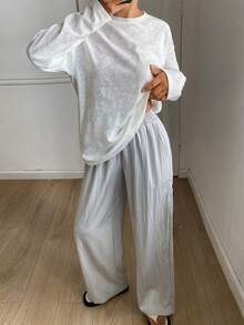 DAZY Jacquard Fabric Loose Top And Lightweight Pants Women Pajama Set - White - View 4