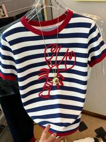 SHEIN Kaos Kasual Musim Panas Ukuran Besar Motif Garis-garis dan Lobster - MultiWarna - View 3