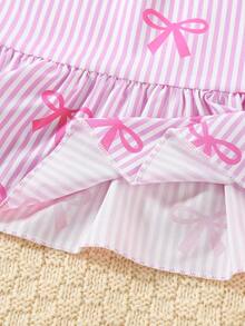 SHEIN 女童休闲可爱粉色条纹蝴蝶结印花可调节肩带荷叶边下摆吊带连衣裙，适合日常、居家、度假和休闲穿着 - 玫紅色 - 查看 6
