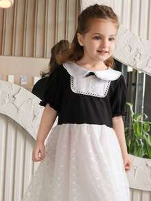 DAZY Young Girl' Collar Bow Lace Trim Contrast Color Korean Style Dress - Black and White - View 5