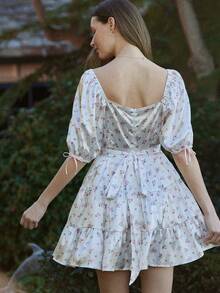 WESTFADE 印花缎面方领玫瑰花结蝴蝶结泡泡袖层叠荷叶边修身A字迷你连衣裙，适合冬季、春季、度假、情人节、休闲、可爱、波西米亚风、西部风情等场合，也适合纳什维尔、度假、乡村音乐会等场合穿着。 - 粉色 - 查看 2