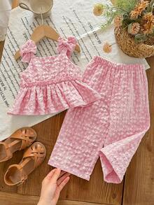 SHEIN LMoss Kids Bộ đồ gia đình đồng màu mùa hè nhiệt đới dễ thương màu hồng cho bé gái 2 món, áo tank top vải vân nổi và quần dài, set quần bèo nhún công chúa cho bé tập đi đi du lịch - Hồng - Xem 5