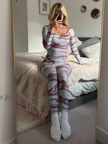 DAZY Bộ 2 món đồ ngủ nữ, họa tiết bất đối xứng, lót lông mềm mại, gồm áo dài tay và quần, thích hợp cho mùa Thu/Đông. - Màu xanh lam - Xem 4