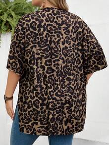 SHEIN CURVE+ Curve 尺码 US22 音乐节、海滨度假、波西米亚宽松豹纹圆领短袖T恤 - 彩色 - 查看 2