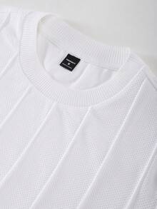 EGENSIO Men's Solid Color Minimalist Casual Round Neck Short Sleeve T-Shirt - White - View 4