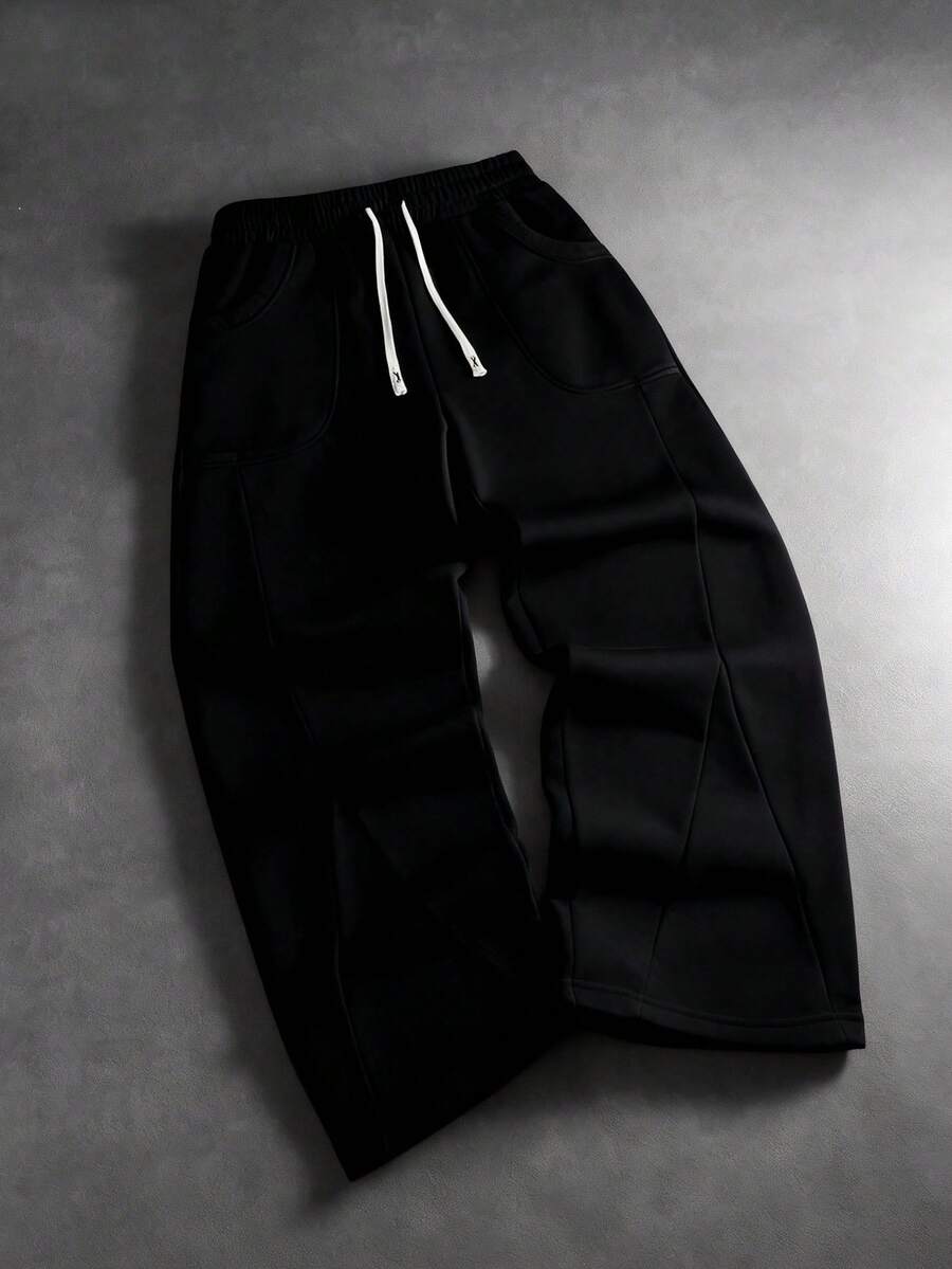 Manfinity Roghcode 男士街头风拼接修身运动裤 男士灰色喇叭运动裤 喇叭运动裤 喇叭裤 男士S码 Pro Club运动裤 男士喇叭运动裤 灰色慢跑裤 宽松灰色运动裤 男士 男士运动裤 男士阔腿运动裤 男士抓绒裤,宽松,印花,Friends,另类,Friends,街头服饰,男士,慢跑,连帽衫 - 黑色 - 查看 1