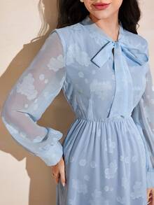 Graceveil 优雅女士提花蝴蝶结领喇叭长袖连衣裙，甜美优雅 - 藍色 - 查看 2