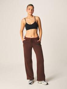 MISSGUIDED Pantalones de chándal con cordón y ajuste relajado con logotipo bordado para comodidad casual - Marrón - Ver 6