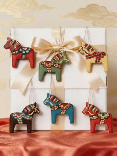 Madebyblanc 6 PIEZAS Decoración de regalo pintada a mano para interiores y exteriores, adorno colgante de caballo de madera colorido para fiesta, jardín, pared, porche, celebración estacional, decoración del hogar, suministros para fiestas, ideas de regalo, adornos navideños