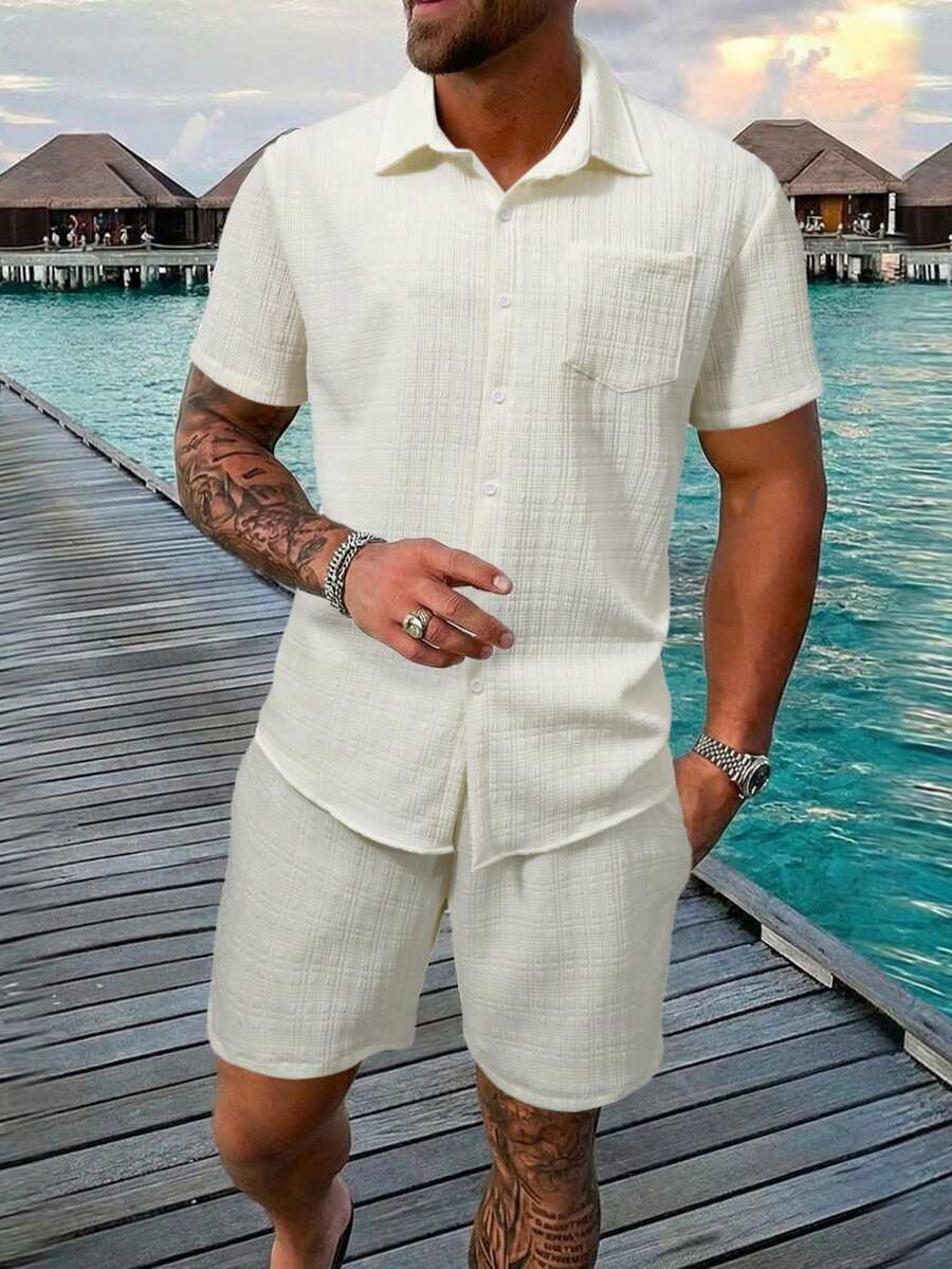 Manfinity RSRT 男士休闲纯色前扣短袖衬衫短裤套装，夏季男士服装套装，男士两件套，男士亚麻套装，男士两件套沙滩装，白色/米色，适合周末旅行、户外活动、探险旅行、轻松的工作环境或半正式场合，可作为男友/丈夫礼物、周年纪念/生日礼物、派对礼物、夏季假期礼物、新年礼物、婚礼礼物、情人节礼物。白色/米色男士亚麻套装，白色提花男士衬衫套装。 - 米色 - 查看 1