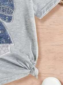 SHEIN 女童休闲时尚舒适简约百搭创意仿亮片蝴蝶结图案短袖T恤，适合女孩夏季及所有季节穿着。 - 灰色 - 查看 5