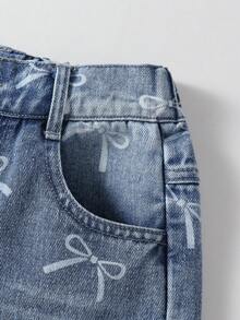 SHEIN Elladie kids 少女Y2K风格牛仔裤 - 复古浅色水洗牛仔布，蝴蝶印花，宽松直筒版型，舒适柔软面料，街头风，宽松牛仔裤，Y2K阔腿牛仔裤，印花牛仔裤，秋冬款 - 淺色水洗藍 - 查看 5