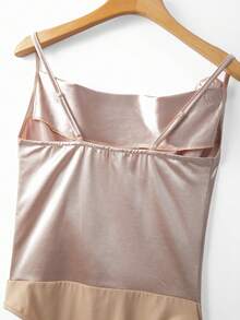 Franclia Traje de baño de una pieza con detalles de rosa en camisola de flores 3D de moda de verano para mujer, traje de baño beige, body de satén para mujer - Caqui - Ver 3