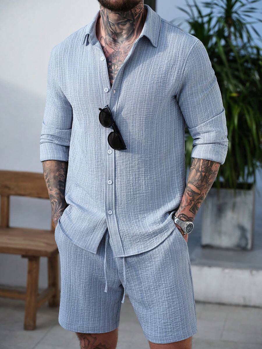 Manfinity Homme Men's Dusty Blue Textured Jacquard Striped 2 Pieces Suit Set,Autumn Casual Vacation Holiday Solid Color Long Sleeve Button Up Shirt And Shorts Set - Baby Blue - View 1