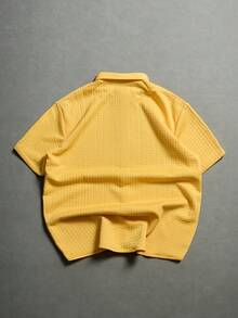 Manfinity Homme Áo sơ mi nam tay ngắn màu trơn, cài một hàng khuy, kiểu dáng thường ngày, màu vàng, áo sơ mi nam có họa tiết, áo sơ mi nam màu vàng chanh, áo sơ mi nam. - Màu vàng - Xem 2