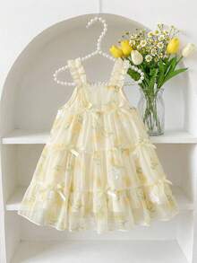 SHEIN 女婴花卉刺绣雪纺精致3D蝴蝶结装饰黄色吊带裙 - 黃色 - 查看 9