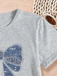 SHEIN 女童休闲时尚舒适简约百搭创意仿亮片蝴蝶结图案短袖T恤，适合女孩夏季及所有季节穿着。 - 灰色 - 查看 4