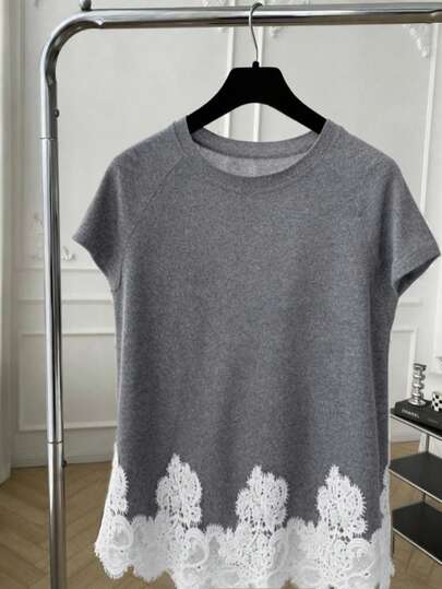 SHEIN LUNE 春夏时尚休闲度假沙滩装百搭女式大码纯色短袖T恤蕾丝边饰女式沙滩度假装优雅女式上衣