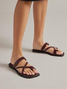 SHUZIA #英伦时尚 女士趾环交叉绑带加厚高级人造革酒红色拖鞋 – 精致、简约、舒适 - 酒紅色 - 查看 4