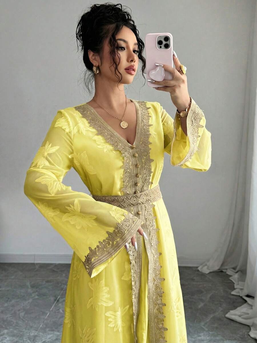Rafferiza 女士V领长袖金色蕾丝拼接长裙 - 黃色 - 查看 1