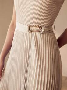 MOTF PREMIUM ĐẦM NGẮN XẾP NẾP CÓ THẮT LƯNG DÀNH CHO NỮ - Màu be - Xem 5