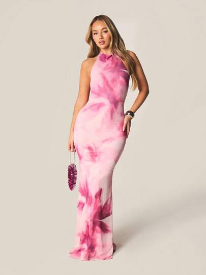 MISSGUIDED Vestido largo con estampado floral en todo el diseño, cuello halter y detalle de lazo en la espalda, ideal para eventos de boda de verano