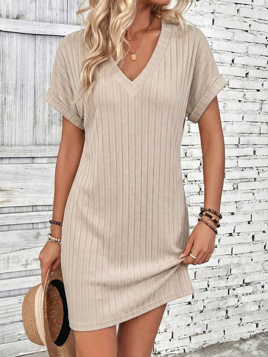 EMERY ROSE Đầm nữ màu trơn tay cánh dơi cổ chữ V dáng casual, chất liệu gân nổi. - Màu be - Xem 1