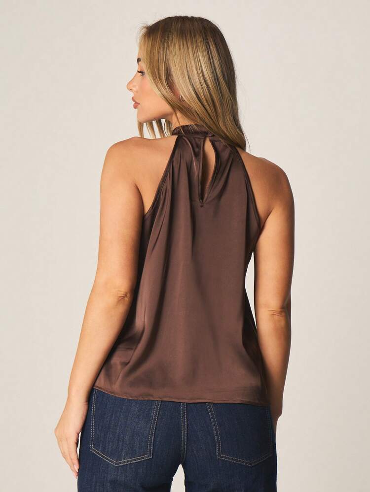 MISSGUIDED Top de satin de luxe avec encolure ras-du-cou, drapé élégant et détail de lien dans le dos, pour les occasions du soir et les événements spéciaux