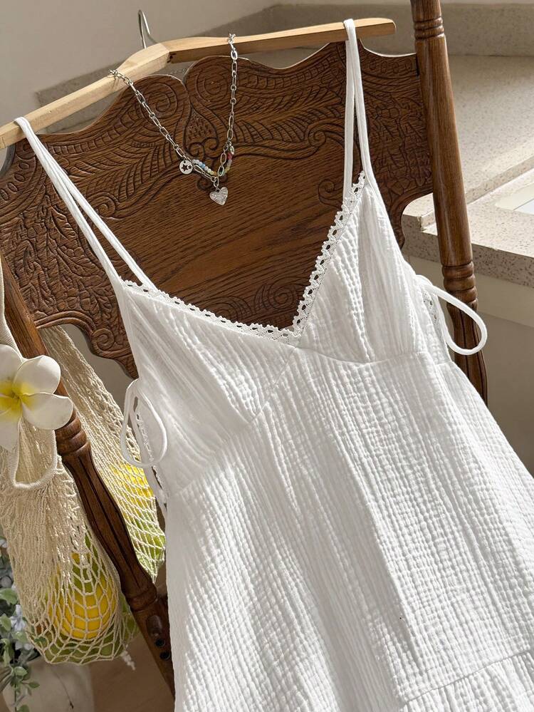 Sweetra Vestido Mini Vintage Chique com Babados na Barra, Gola de Renda Floral, Estilo Doce de Princesa, Vestido Casual Versátil de Verão para Férias - Branco - Visão 3