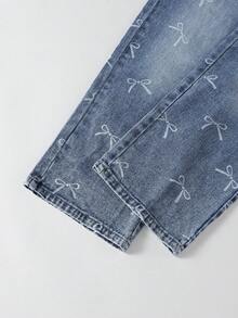 SHEIN Elladie kids 少女Y2K风格牛仔裤 - 复古浅色水洗牛仔布，蝴蝶印花，宽松直筒版型，舒适柔软面料，街头风，宽松牛仔裤，Y2K阔腿牛仔裤，印花牛仔裤，秋冬款 - 淺色水洗藍 - 查看 4