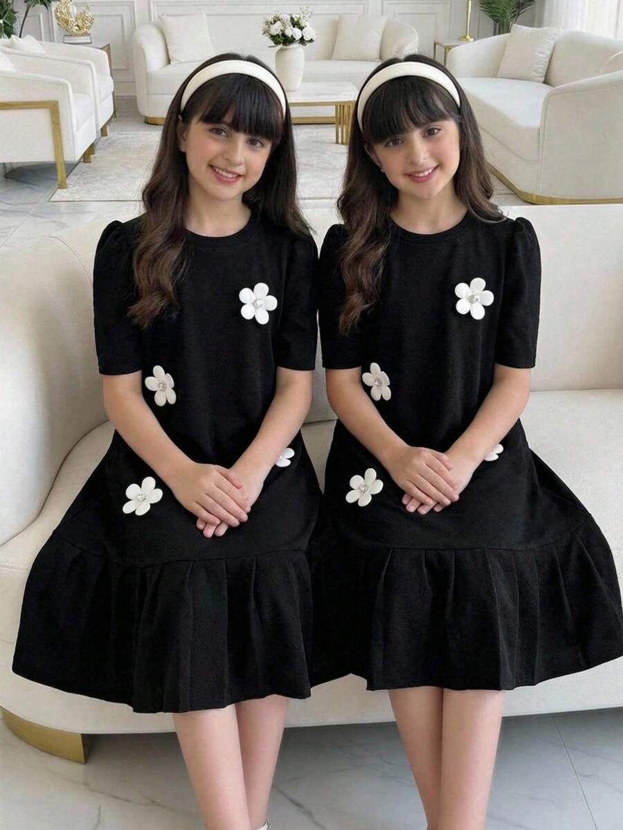 Girls' Sweet & Cool Dress, Black 3D Floral Decor, Short Sleeve Pleated Hem, Spring/Autumn Fashion Patchwork, Cute Outfit For Daily, Party, Outing - Black - View 1