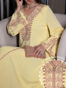 Layrah Bata con cuello en V color amarillo pálido, mangas acampanadas bordadas, para primavera/verano - Amarillo - Ver 5
