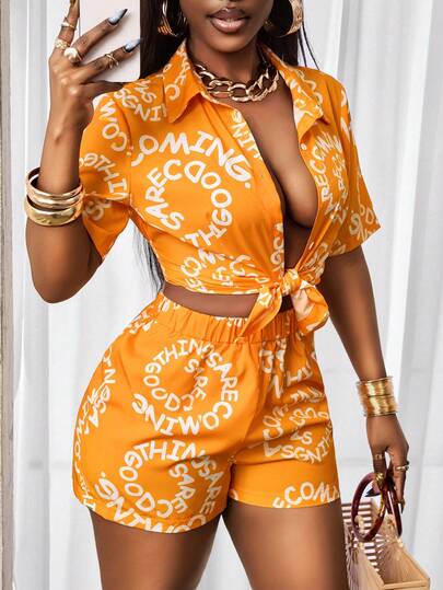 BamGleam Women's Allover Print Twist Front Tee And Elastic Waist Shorts 2 Pieces Casual Set, Beach Outfits For Women , Beach Outfit For Women , Beach Outfits , Beach Outfit , ,Vacation Outfits Women