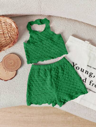 SHEIN Bộ đồ cho bé gái dễ thương, giản dị, màu trơn, chất liệu vải dệt, cổ yếm và quần short cạp chun.