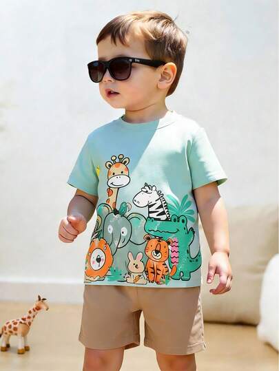 SHEIN Playful Pals Baby Boys Toddler Knitted Green Cute And Fun Cartoon Forest Animal Pattern Printed Loose Short-Sleeved T-Shirt Top And Shorts Set, Suitable For Spring And Summer Outings, School, Sports, Home Use, Casual Play, And Daily Travel.